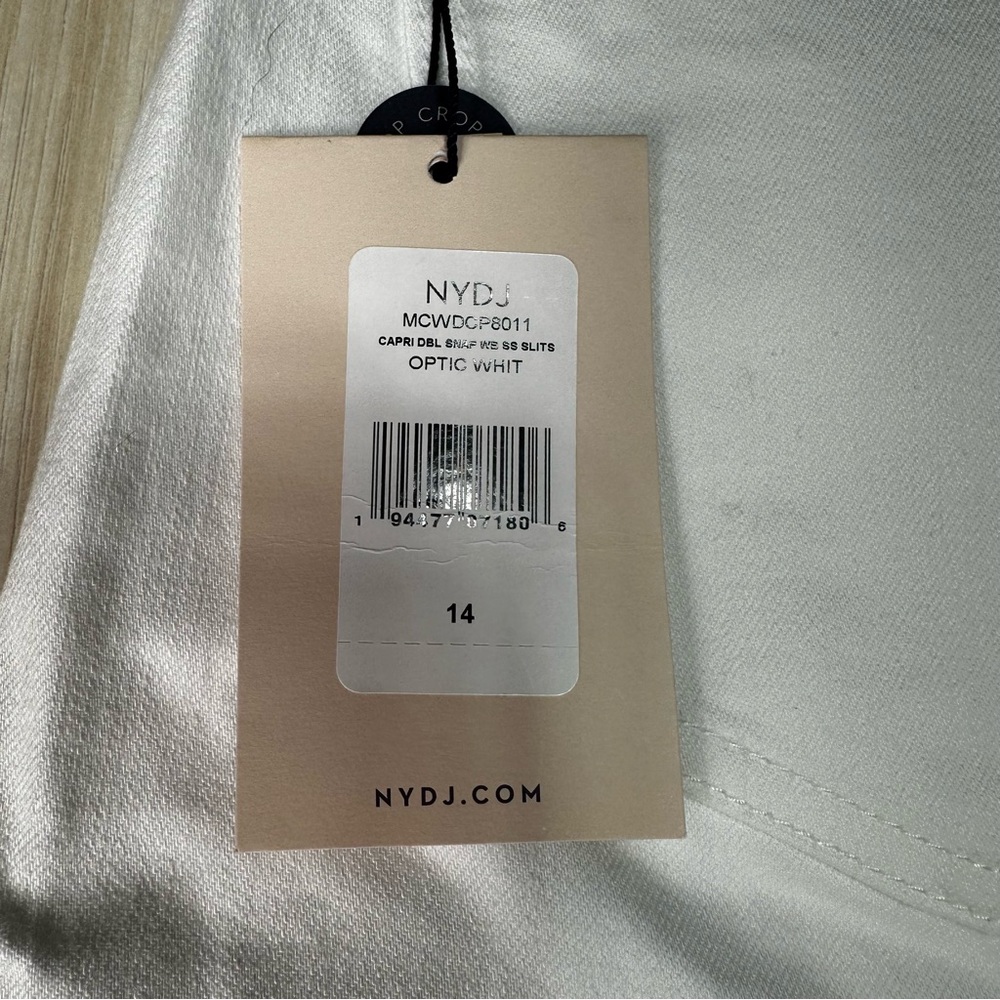NYDJ Capri Double Snap With Slide Slit Size 14 Optic White Style# MCWDCP8011 New - Picture 9 of 13